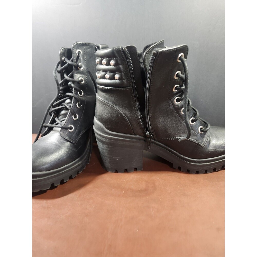 No Boundaries zip-accent studded hiker Combat boots. Size 6.5